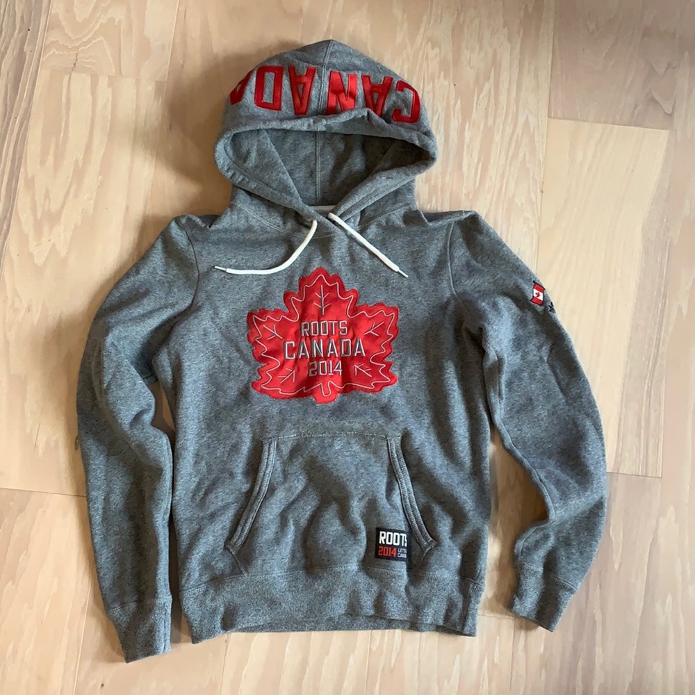 Roots Canada 2014 hoodie - Size small